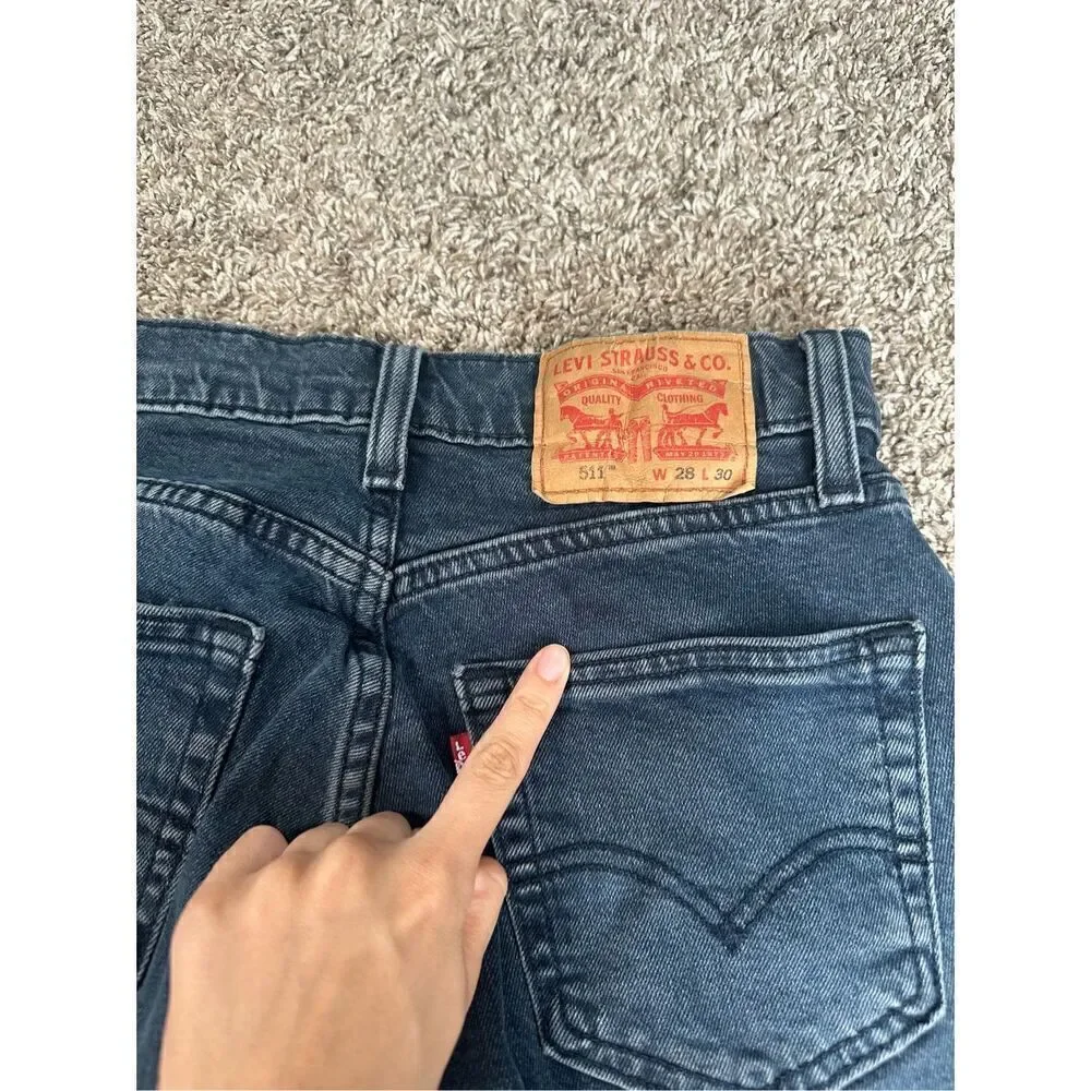 levi’s 511 denim jeans men’s size W28 L30 dark wash straight leg fit